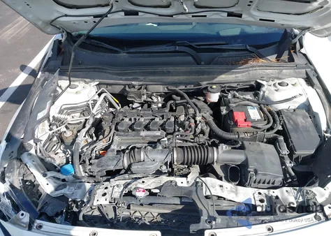 2018 Honda Accord Touring z USA, uszkodzony, nr VIN 1HGCV1F97JA013626